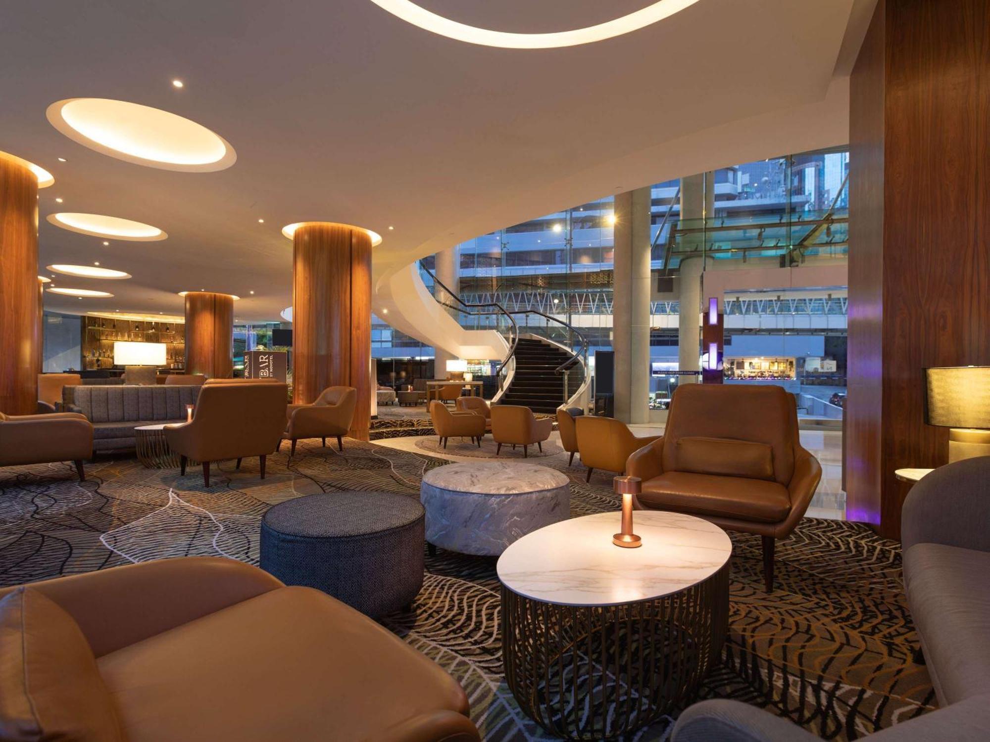 Novotel Centre Hotel